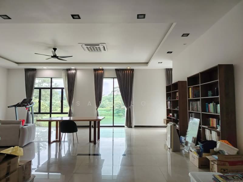 Rumah Banglo untuk Disewa di Shah Alam (Selangor) - Sara Low - Living Room - PropertyGuru.com.my