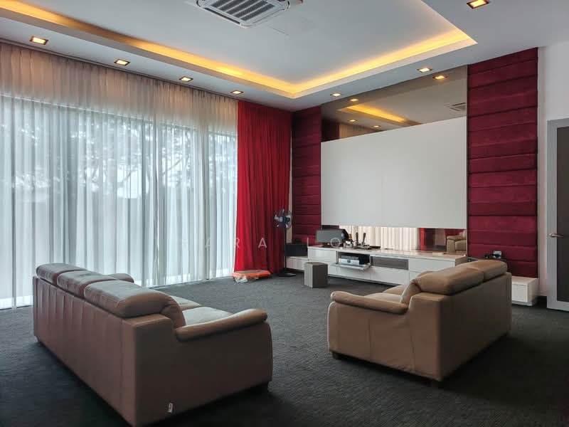Rumah Banglo untuk Disewa di Shah Alam (Selangor) - Sara Low - Living Room - PropertyGuru.com.my