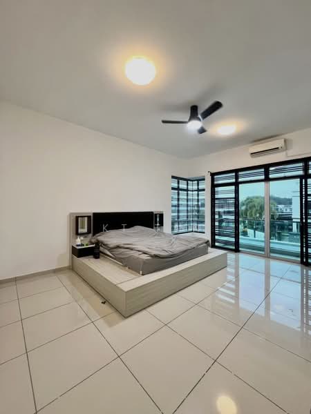 Rumah Kluster untuk Dijual di Setia Tropika (Johor Bahru) - KT Tan - Bedroom - PropertyGuru.com.my