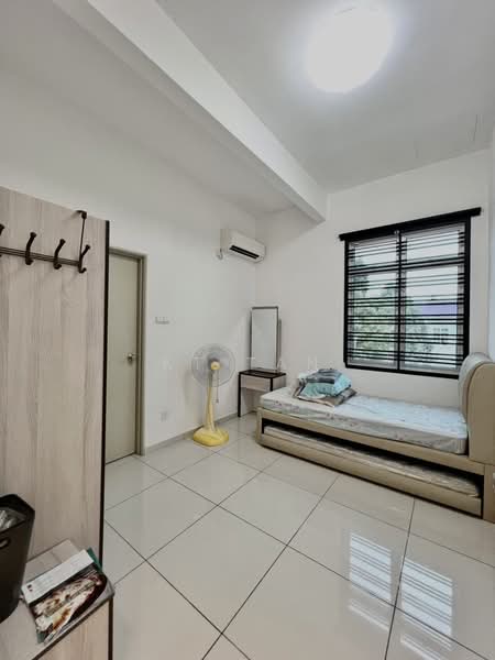 Rumah Kluster untuk Dijual di Setia Tropika (Johor Bahru) - KT Tan - Bedroom - PropertyGuru.com.my