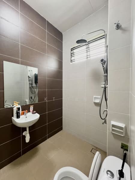 Rumah Kluster untuk Dijual di Setia Tropika (Johor Bahru) - KT Tan - Bathroom - PropertyGuru.com.my