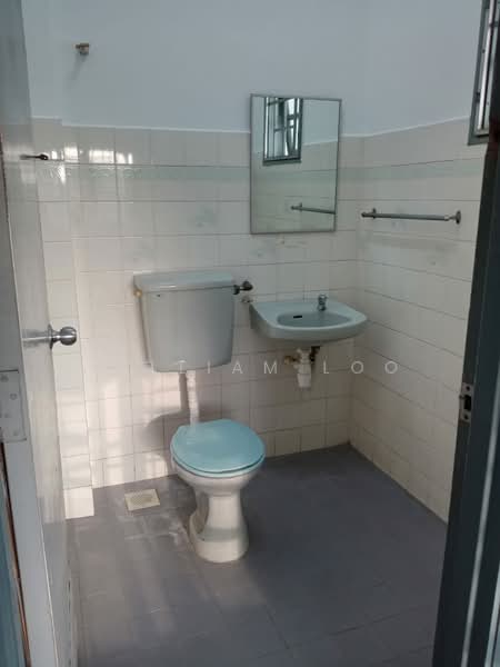 Rumah Teres untuk Dijual di Usj 3 (Subang Jaya) - William Loo - Bathroom - PropertyGuru.com.my
