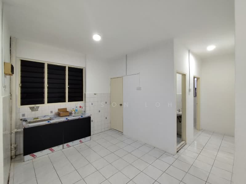 Apartment for Sale at Taman Seri Sari (Sunshine Garden) - Kayson Loh - Kitchen - PropertyGuru.com.my