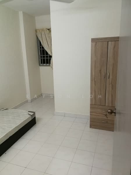 Apartment for Sale at Taman Seri Sari (Sunshine Garden) - Kayson Loh - Bedroom - PropertyGuru.com.my