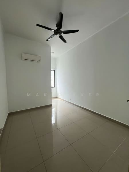Rumah Teres 3 Tingkat untuk Dijual di Kinrara Residence (Puchong) - Mak Oliver - Interior - PropertyGuru.com.my