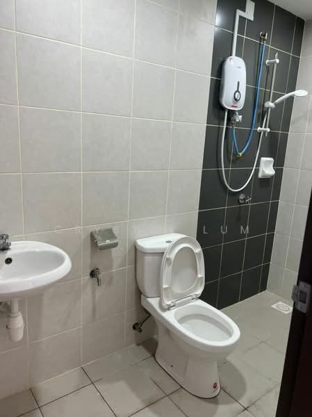 Condominium for Sale at Residensi KepongMas - Crystal Lum - Bathroom - PropertyGuru.com.my