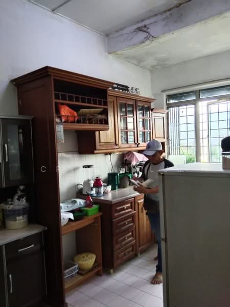 Rumah Flat untuk Dijual di Taman Bukit Desa - Crystal Lum - Kitchen - PropertyGuru.com.my