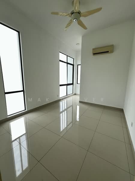 Rumah Teres 3 Tingkat untuk Dijual di Kinrara Residence (Puchong) - Mak Oliver - Interior - PropertyGuru.com.my