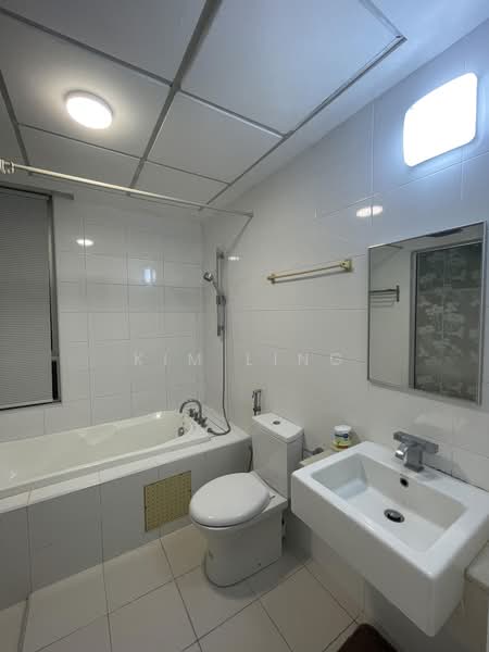 Servis Apartment untuk Disewa di Solaris Dutamas - Kim Ling - Bathroom - PropertyGuru.com.my