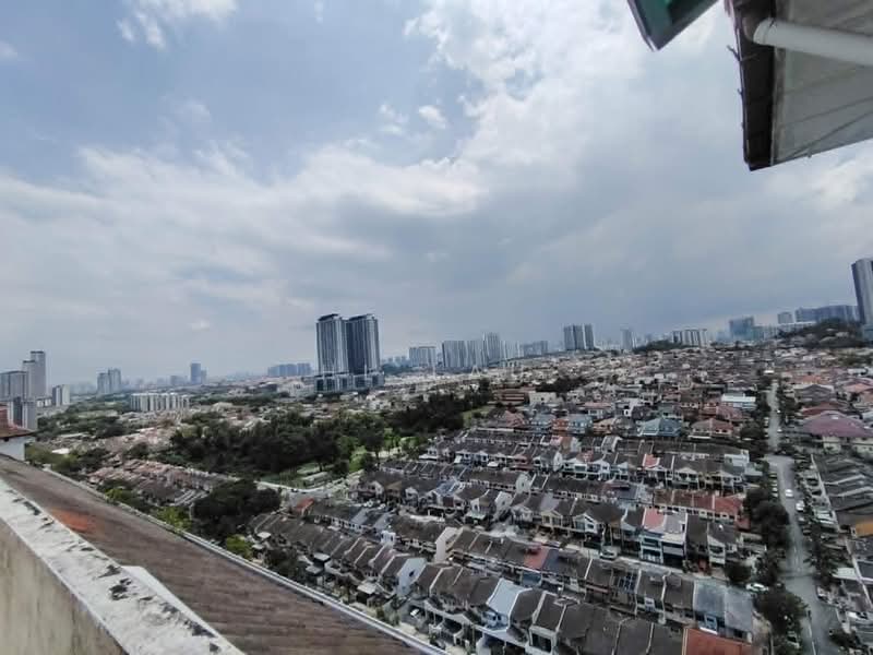 Kondominium untuk Dijual di Endah Ria - HL Lau - Exterior - PropertyGuru.com.my