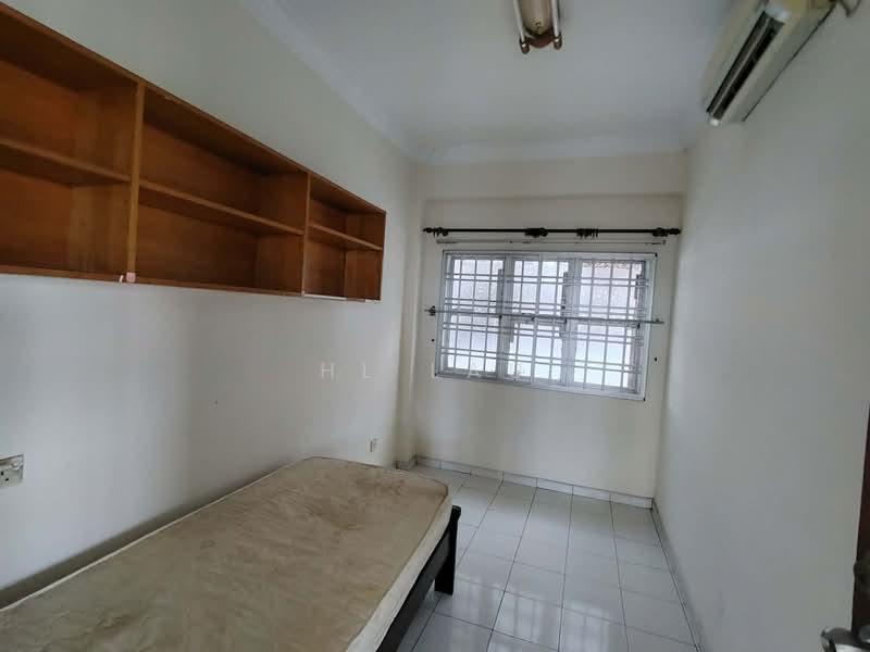 Kondominium untuk Dijual di Endah Ria - HL Lau - Bedroom - PropertyGuru.com.my