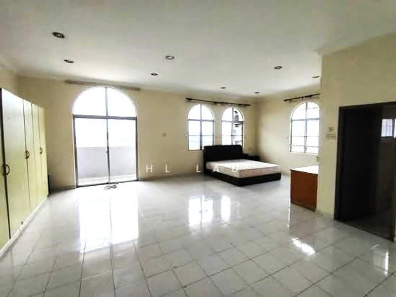 Kondominium untuk Dijual di Endah Ria - HL Lau - Bedroom - PropertyGuru.com.my