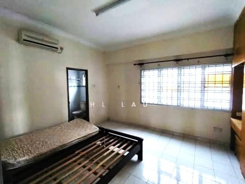 Kondominium untuk Dijual di Endah Ria - HL Lau - Bedroom - PropertyGuru.com.my