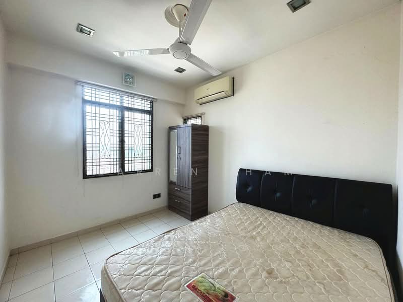 Condominium for Rent at Cassia Resort Condominium - Darren Cham - Bedroom - PropertyGuru.com.my
