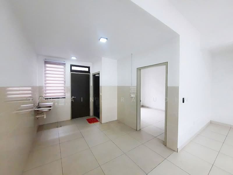 2-storey Terraced House for Sale in Elmina (Shah Alam) - Zuraina Rajudin - Kitchen - PropertyGuru.com.my