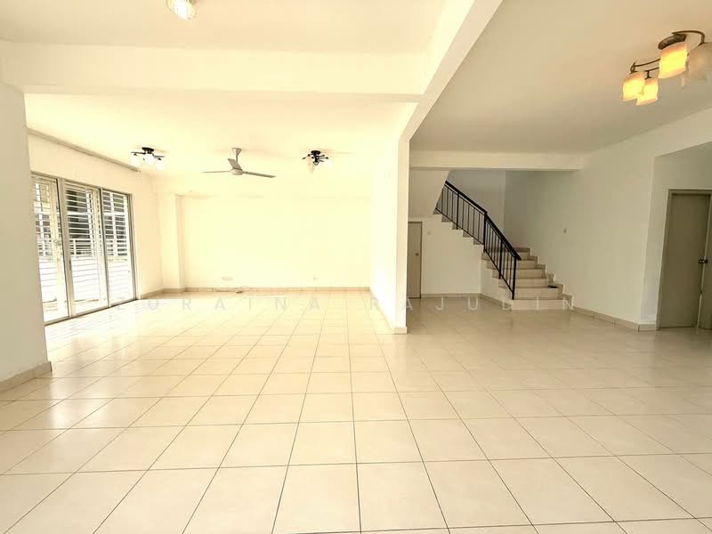 2-storey Terraced House for Sale in Bandar Seri Coalfields (Sungai Buloh) - Zuraina Rajudin - Living Room - PropertyGuru.com.my