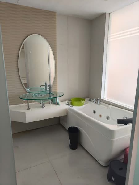 Servis Apartment untuk Disewa di Pertama Residency - Connie Wong - Bathroom - PropertyGuru.com.my