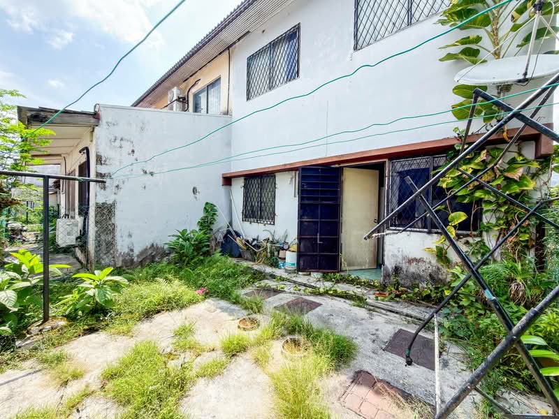2-storey Terraced House for Sale in Taman Dagang Jaya (Ampang) - Izzah Alias - Exterior - PropertyGuru.com.my