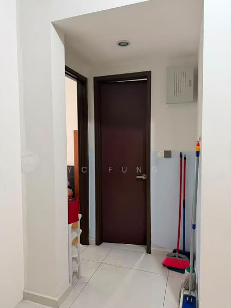 Kondominium untuk Disewa di Royal Strand @ Country Garden Danga Bay - YC Fung - Corridor - PropertyGuru.com.my