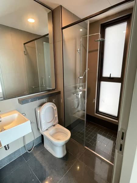 Servis Apartment untuk Disewa di Bloomsvale Menara Vista Petaling - KINKI CHAN - Bathroom - PropertyGuru.com.my