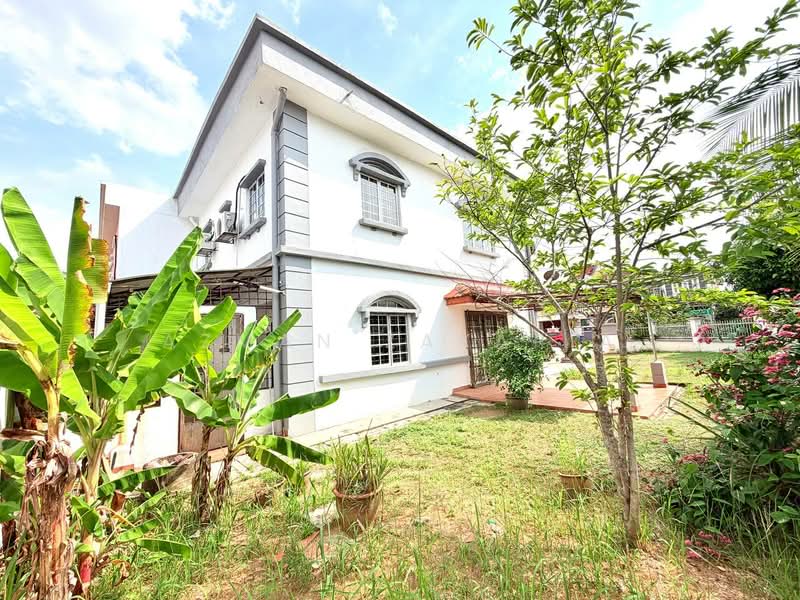 Semi-Detached House for Sale in Bukit Bandaraya (Shah Alam) - AZMAN ZAKARIA - Exterior - PropertyGuru.com.my