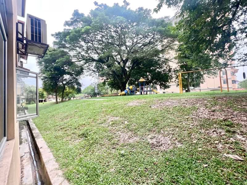 Apartment for Sale at Vista Seri Putra - Fauran Nawawi - PropertyGuru.com.my