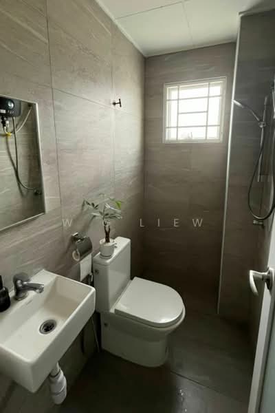 Townhouse for Sale in Cheras (Selangor) - W G Liew - Bathroom - PropertyGuru.com.my