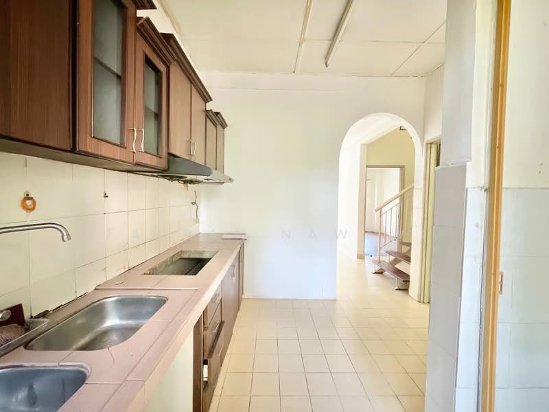 1.5-storey Terraced House for Sale in Taman Impian Putra (Bangi) - Fauran Nawawi - PropertyGuru.com.my