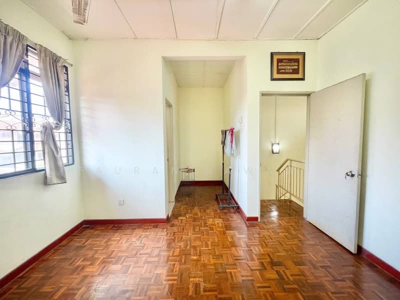 1.5-storey Terraced House for Sale in Taman Impian Putra (Bangi) - Fauran Nawawi - PropertyGuru.com.my