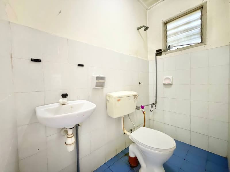 1.5-storey Terraced House for Sale in Taman Impian Putra (Bangi) - Fauran Nawawi - PropertyGuru.com.my