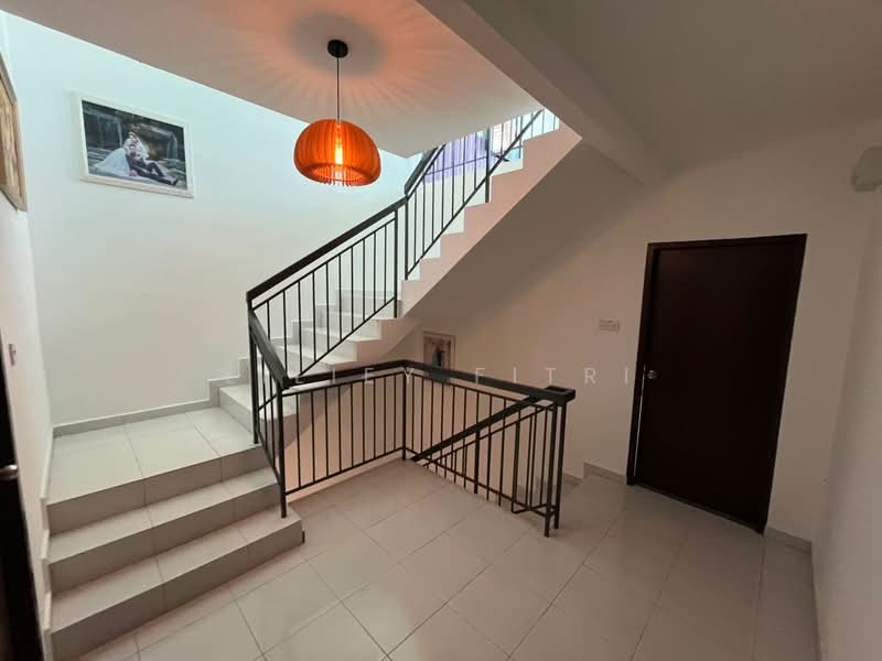3-storey Terraced House for Sale in Taman Kundang Jaya (Rawang) - Liliey Fitri - PropertyGuru.com.my