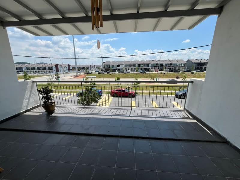 3-storey Terraced House for Sale in Taman Kundang Jaya (Rawang) - Liliey Fitri - PropertyGuru.com.my