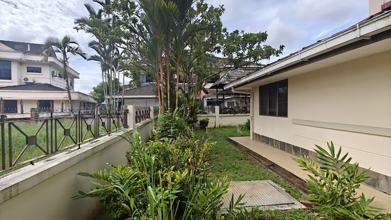 Semi-Detached House for Sale in Tabuan Jaya (Kuching) - Sherene Kok - Exterior - PropertyGuru.com.my