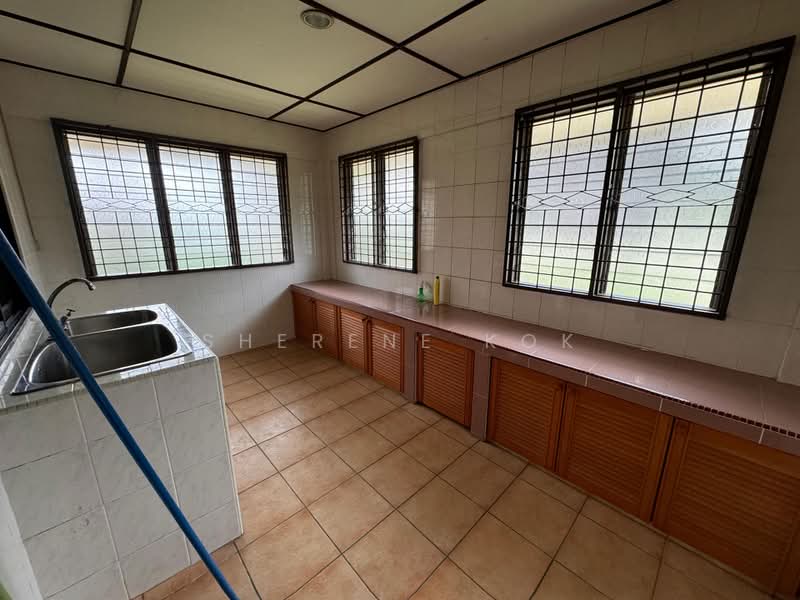 Semi-Detached House for Sale in Tabuan Jaya (Kuching) - Sherene Kok - Kitchen - PropertyGuru.com.my