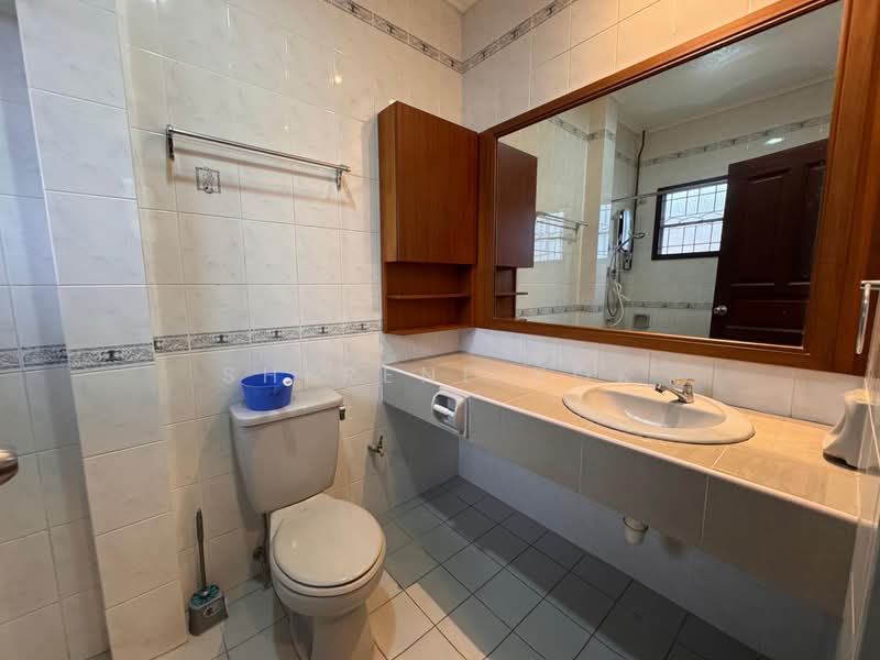 Semi-Detached House for Sale in Tabuan Jaya (Kuching) - Sherene Kok - Bathroom - PropertyGuru.com.my