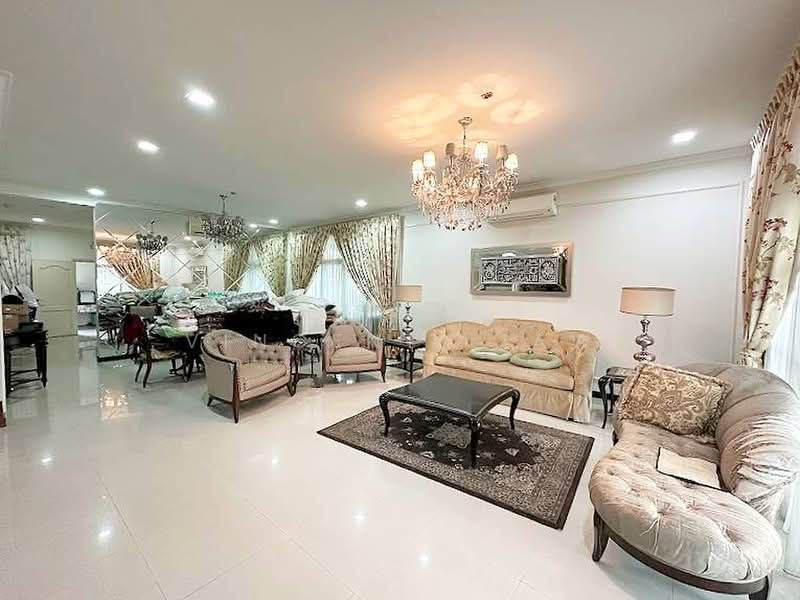 Banglo Pautan untuk Dijual di Seksyen 11 (Kota Damansara) - Vincent Liaw - Living Room - PropertyGuru.com.my