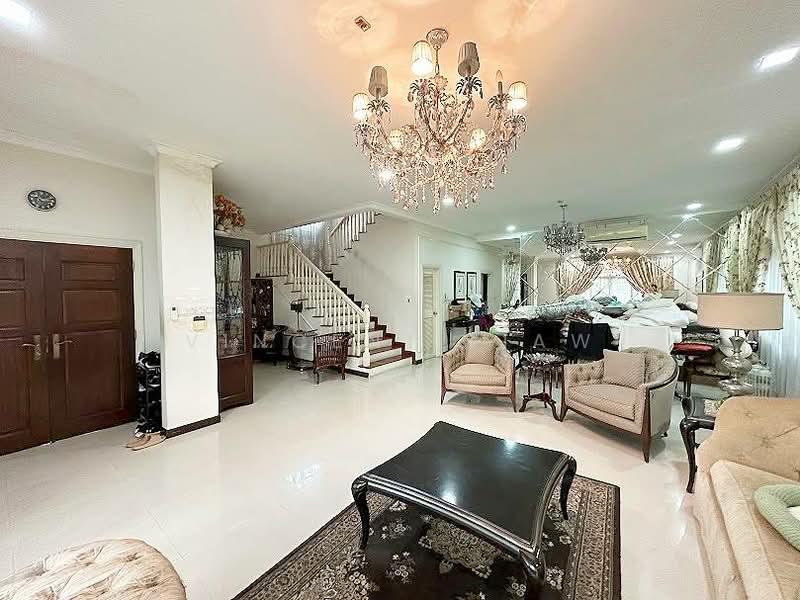 Banglo Pautan untuk Dijual di Seksyen 11 (Kota Damansara) - Vincent Liaw - Living Room - PropertyGuru.com.my