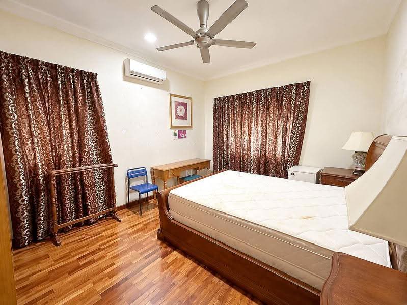 Link Bungalow for Sale in Seksyen 11 (Kota Damansara) - Vincent Liaw - Bedroom - PropertyGuru.com.my