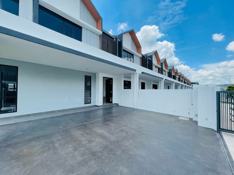 Rumah Teres 2 Tingkat untuk Dijual di Sepang (Selangor) - Amzar Faiz - PropertyGuru.com.my
