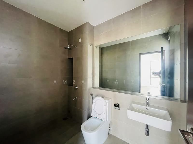 Rumah Teres 2 Tingkat untuk Dijual di Sepang (Selangor) - Amzar Faiz - PropertyGuru.com.my