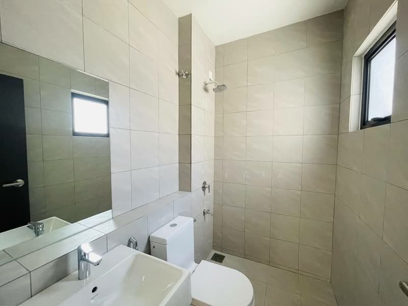 Rumah Teres 2 Tingkat untuk Dijual di Sepang (Selangor) - Amzar Faiz - PropertyGuru.com.my