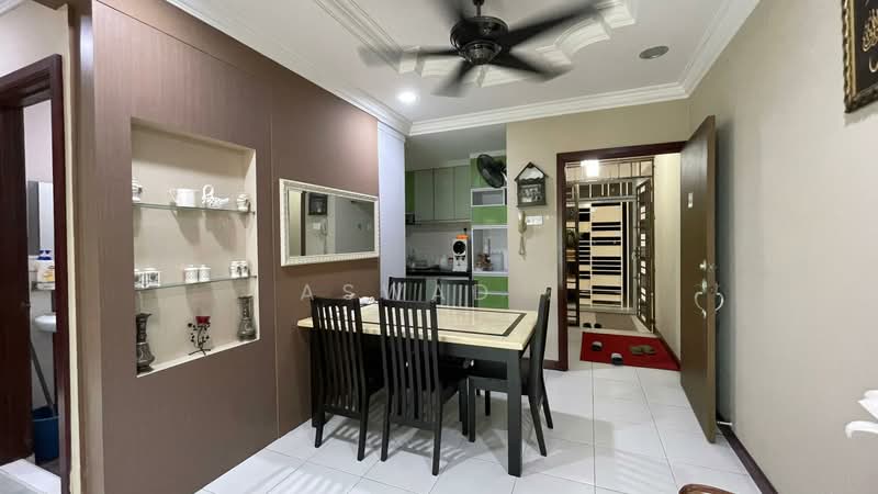 Condominium for Sale at Pinang Laguna - Aswad . - Dining Room - PropertyGuru.com.my