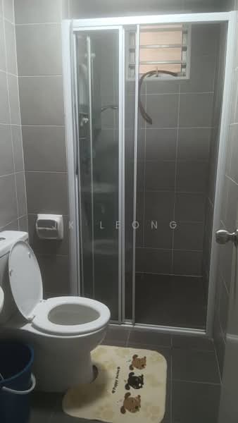 Service Residence for Sale at Savanna Executive Suite @ Southville City - JK Leong - Bathroom - PropertyGuru.com.my