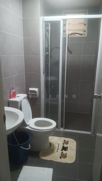 Service Residence for Sale at Savanna Executive Suite @ Southville City - JK Leong - Bathroom - PropertyGuru.com.my