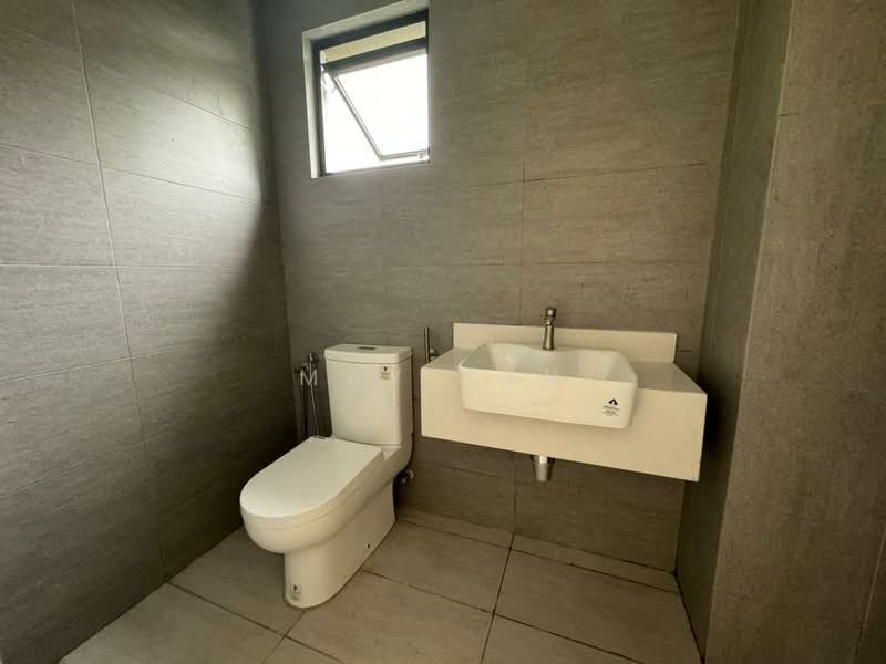 3-storey Terraced House for Sale in Gombak (Selangor) - May Tan - Bathroom - PropertyGuru.com.my