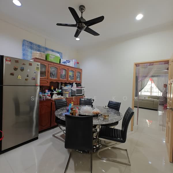 2-storey Terraced House for Sale in Taman Merlin (Samarahan) - Sherene Kok - Kitchen - PropertyGuru.com.my