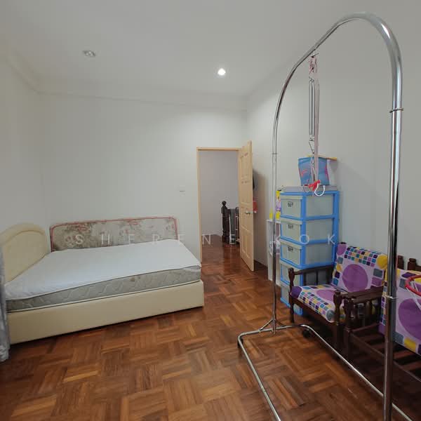 2-storey Terraced House for Sale in Taman Merlin (Samarahan) - Sherene Kok - Bedroom - PropertyGuru.com.my