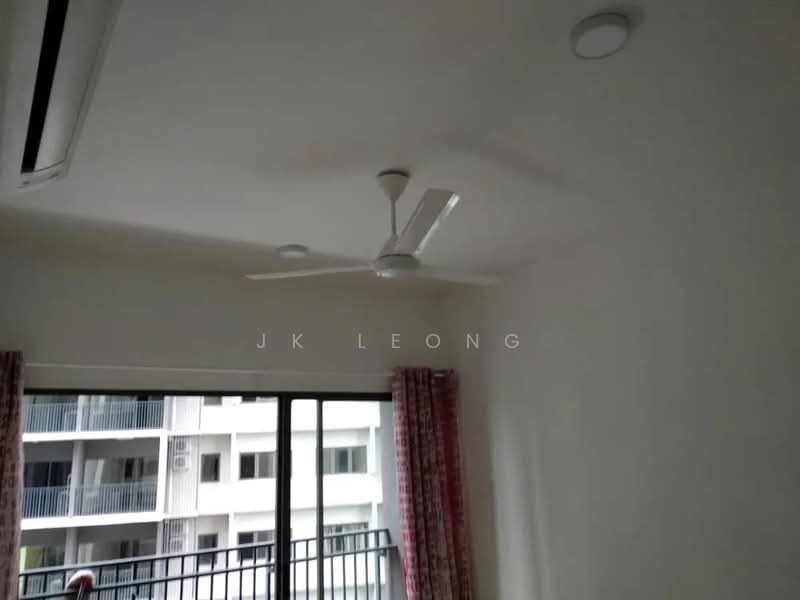 Servis Apartment untuk Dijual di Seasons Garden Residences - JK Leong - Balcony - PropertyGuru.com.my