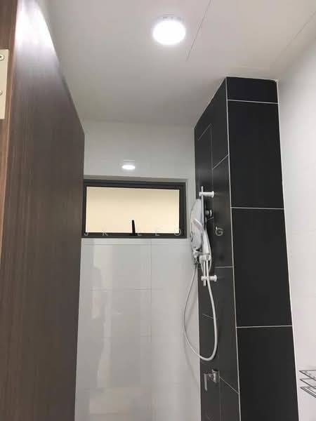 Servis Apartment untuk Dijual di Seasons Garden Residences - JK Leong - Bathroom - PropertyGuru.com.my