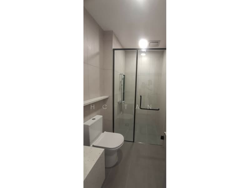Service Residence for Sale at The Meg Serviced Residence - HC Tan - Bathroom - PropertyGuru.com.my